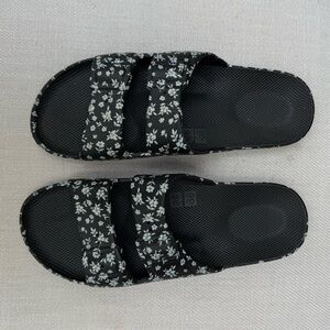 Freedom Moses Lily Rose Floral Sandals